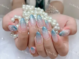 ネイル 🌻 Momoko_のネイルデザイン