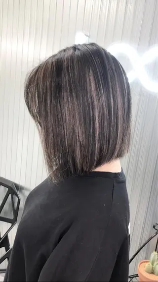 ショート カラー LOOP hairのヘアスタイル