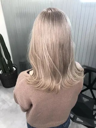 ミディアム カラー LOOP hairのヘアスタイル