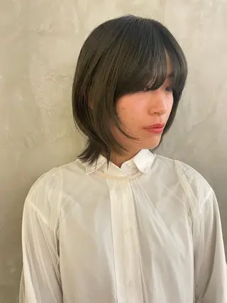 ミディアム REINA/ブリーチ /ハイトーン/原宿のヘアスタイル