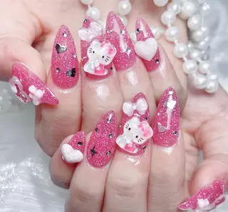 ネイル リリ 奈🎀のネイルデザイン