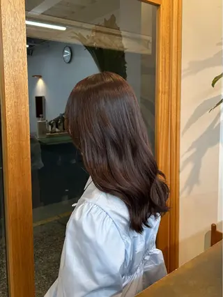 カラー アベ コハルのヘアスタイル