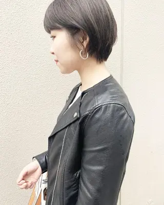 カラー ショート 🙃 透明感カラー/ボブのヘアスタイル