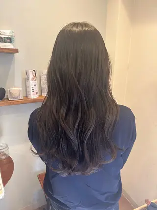 ロング カラー 小林 しずくのヘアスタイル