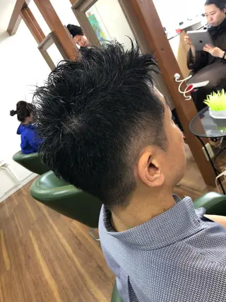 メンズ SHIORI💜口コ ミNo.1艶カラーのヘアスタイル