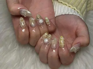 ネイル REBEST京橋 🦋Curumiのネイルデザイン