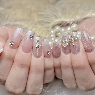 ネイル Queening 🦋のネイルデザイン