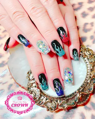 ネイル CROWN プライベートサロンのネイルデザイン