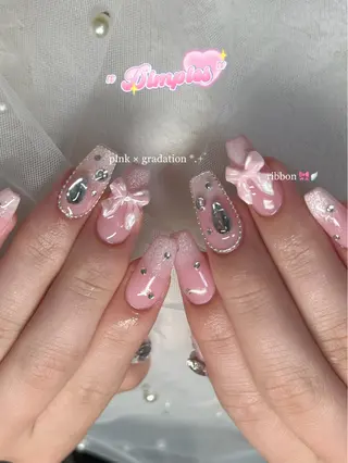 ネイル dimples yuki🎀 ꒷꒦♡のネイルデザイン