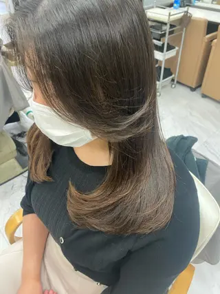 ロング ☘️上村 ☘️髪質 改善/透明感カラーのヘアスタイル