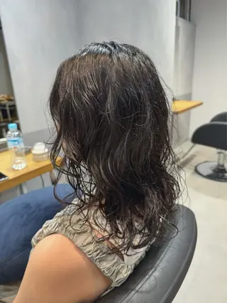 ミディアム 神パーマ&ツヤ髪 黒田ダイのヘアスタイル