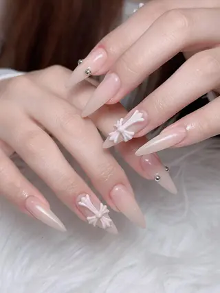 ネイル Lumi Shinokuboのネイルデザイン