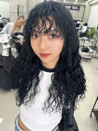 ロング 中道 晶のヘアスタイル