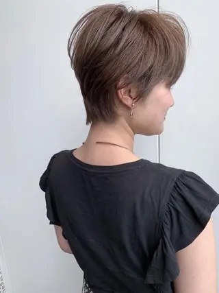 ショート カラー Beach 代表 KENTAのヘアスタイル