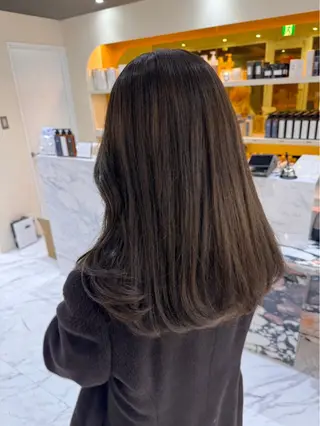 セミロング カラー 縮毛矯正🫧髪質改善 高原瑞輝のヘアスタイル