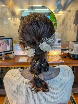 セミロング ヘアアレンジ 佐藤 美聡のヘアスタイル