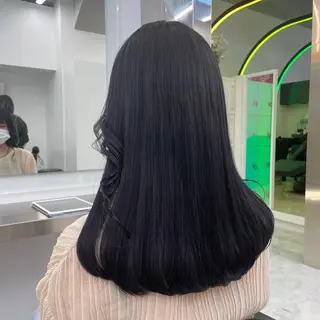ロング カラー ヘアアレンジ 🩵色落ち可愛い 寒色カラー🩵のヘアスタイル