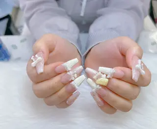 ネイル anh nail anne🤍のネイルデザイン
