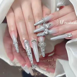 ネイル M🌷nail 長さだし専門店のネイルデザイン