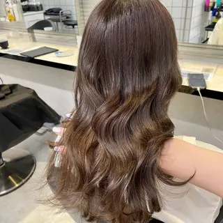 セミロング うる艶トレンドヘア 🕊️上野BABYのヘアスタイル