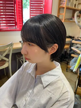 ショート ショート/ボブ/透明 感カラー/高橋あみのヘアスタイル