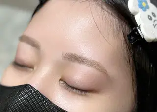 アイブロウ salon mugi mugiの眉毛・アイブロウイメージ