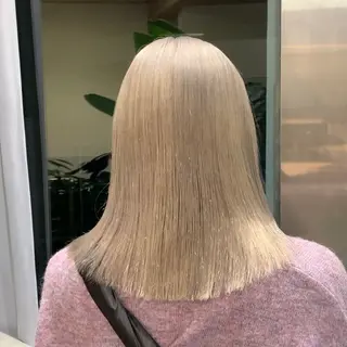 ミディアム カラー れい🫧 ハイトーン特化のヘアスタイル