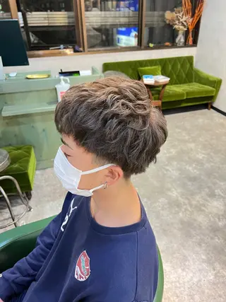 カラー メンズ 水野 亨祐のヘアスタイル