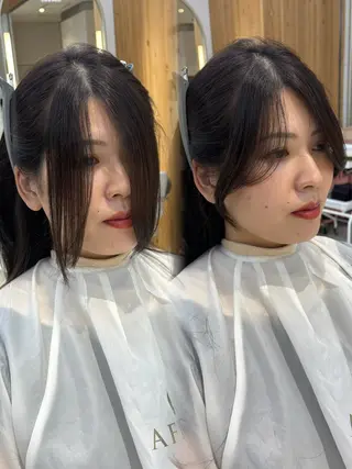 セミロング かなこ／重めレイヤー ／透明感カラーのヘアスタイル