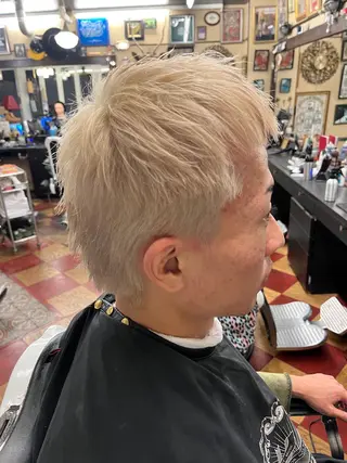 ショート カラー mr brothers cut club中目黒所属・加賀谷 英多のヘアスタイル