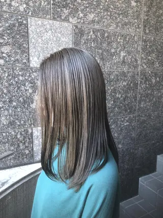 ミディアム カラーアンドケアリタ kitamuuuのヘアスタイル