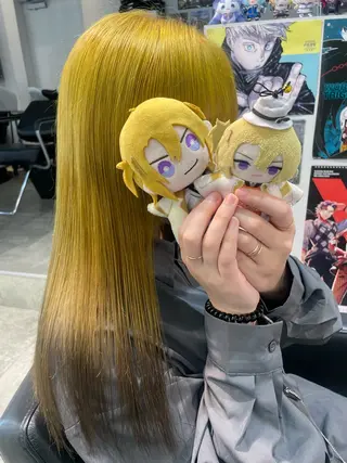 ロング カラー インナーカラー 推し ブリーチ  髪質改善のヘアスタイル