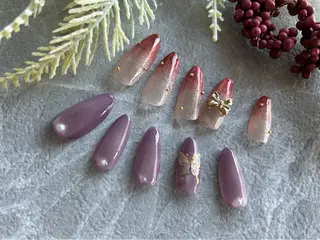 ネイル 中村 春菜のネイルデザイン