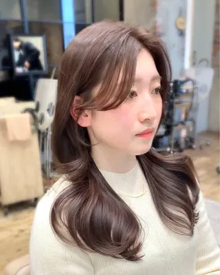 セミロング カラー 顔まわりカット🌟 くびれヘア/寺門遥輝のヘアスタイル