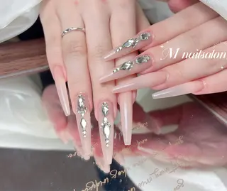 ネイル M🌷nail 長さだし専門店のネイルデザイン