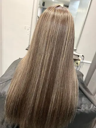 ロング KYOKO 【Bear】のヘアスタイル