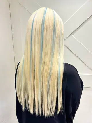 カラー ハイトーンカラー シールエクステのヘアスタイル
