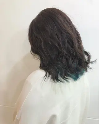 ミディアム 吉田 典弘のヘアスタイル