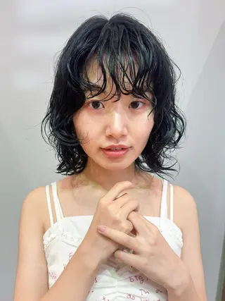 ショート パーマ 大橋 芽衣のヘアスタイル