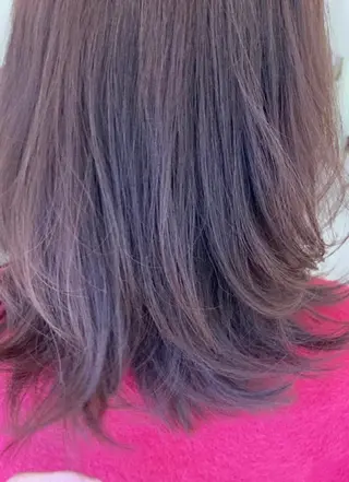 ミディアム KOBAYASHI TEPPEIのヘアスタイル