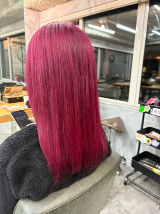 ミディアム シモイケ ルアのヘアスタイル