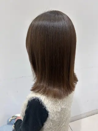 セミロング 曽根 玲奈のヘアスタイル