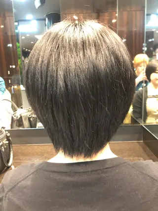 ショート LOOP REMIのヘアスタイル