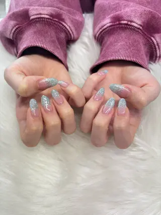 ネイル 長坂 若菜のネイルデザイン