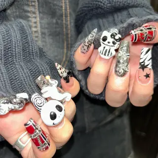 ネイル MODA MANAMIᵕ̈のネイルデザイン