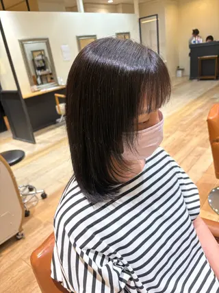 ミディアム しおり🍬 KOKORO🤍のヘアスタイル