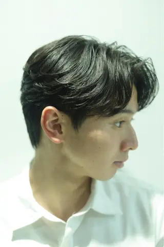 ミディアム パーマ メンズ ナチュラルカラー リタッチ　あんりのヘアスタイル