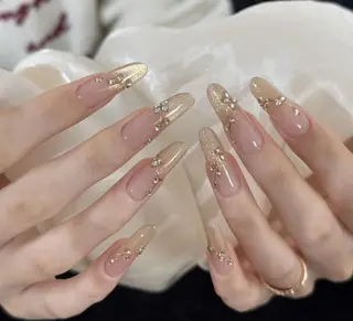 ネイル Pure&Rich Nailのネイルデザイン