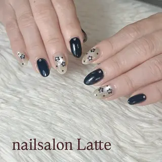 ネイル Nailsalon Latteのネイルデザイン