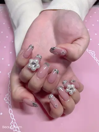 ミディアム ネイル 《LB》ラブリエ Nail&eyeのマツエク・マツパデザイン
